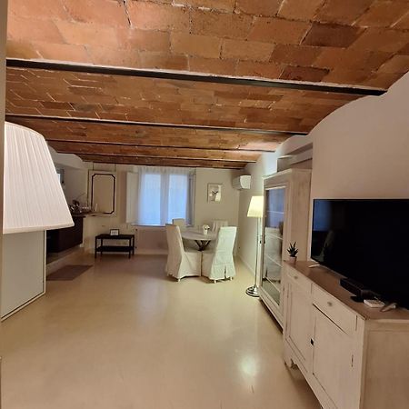 Cozy & Charming Florentine Hideaway By Oteego Firenze Bagian luar foto