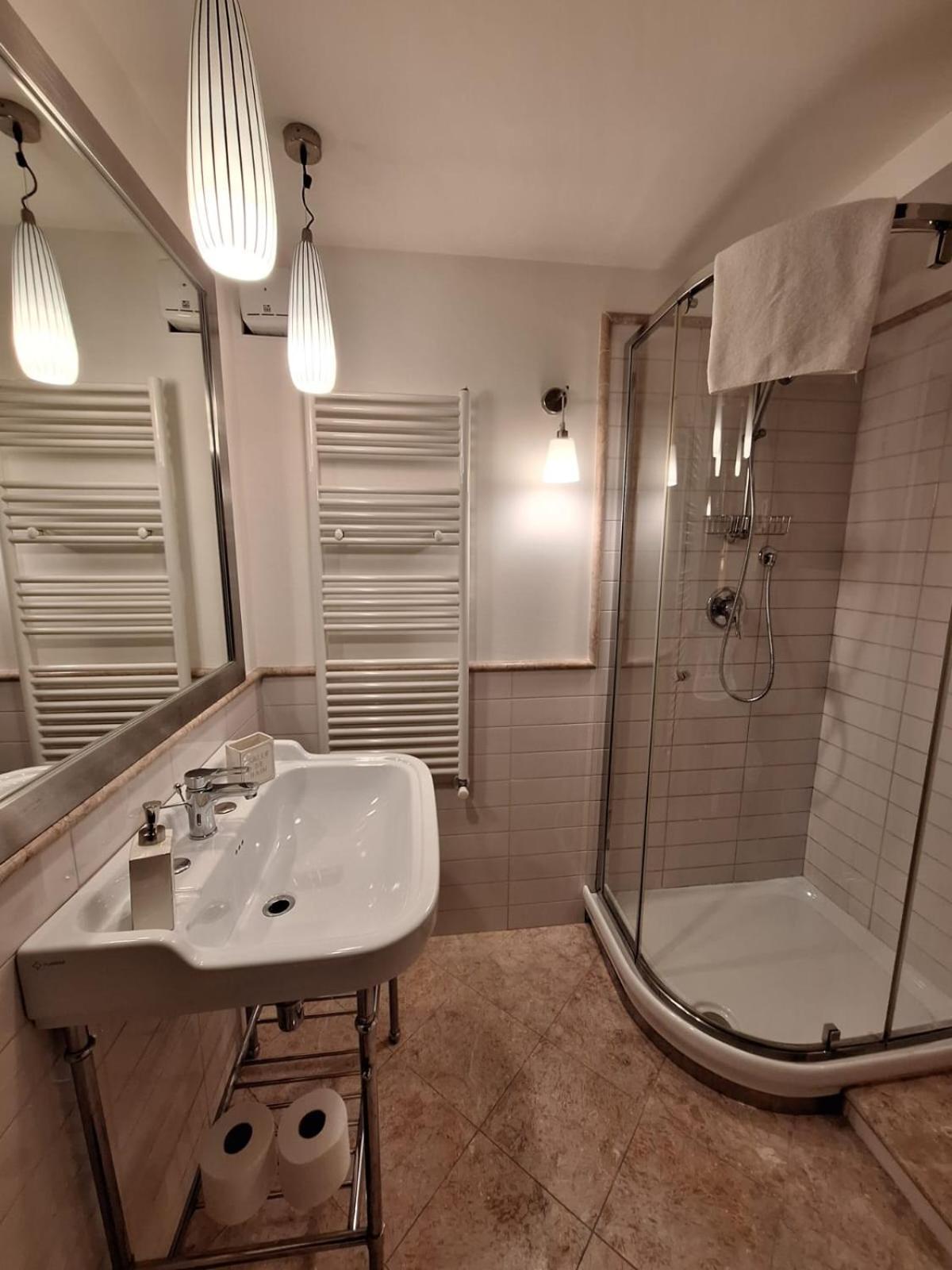 Cozy & Charming Florentine Hideaway By Oteego Firenze Bagian luar foto