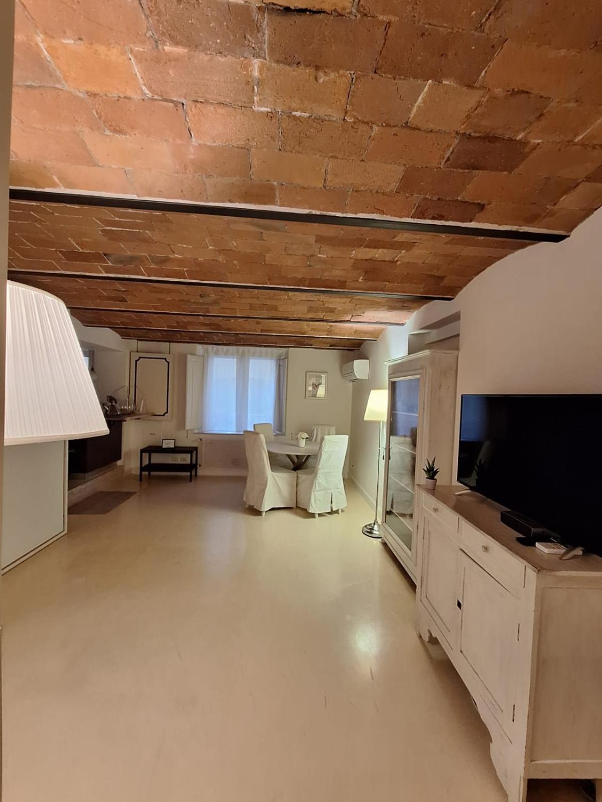 Cozy & Charming Florentine Hideaway By Oteego Firenze Bagian luar foto